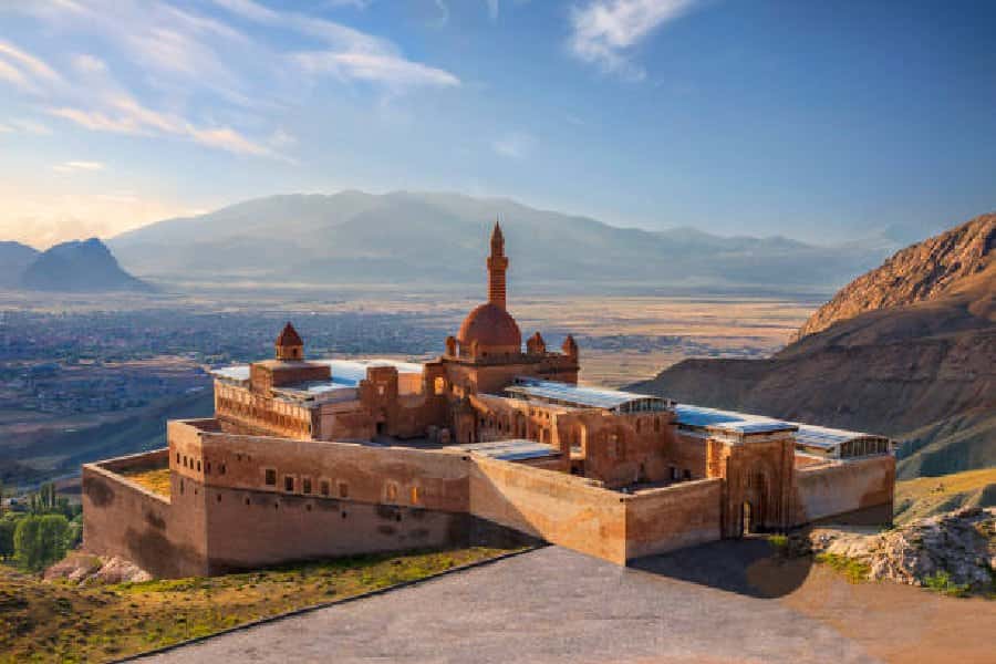 Van Doğubeyazıt Turu — Adıyaman çıkışlı günübirlik tur